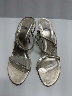 Stuart Weitzman Metallic Gold Leather Strappy Sandals - Size 8.